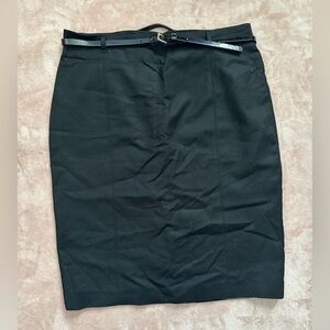 NWT: Van Heusen pencil skirt